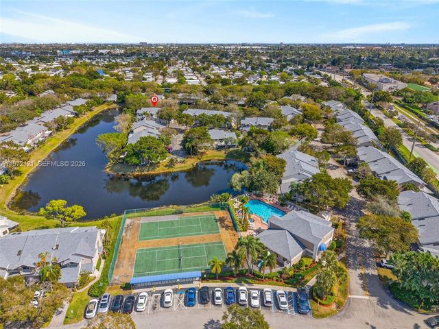 1874 Discovery Way, Deerfield Beach, FL 33442