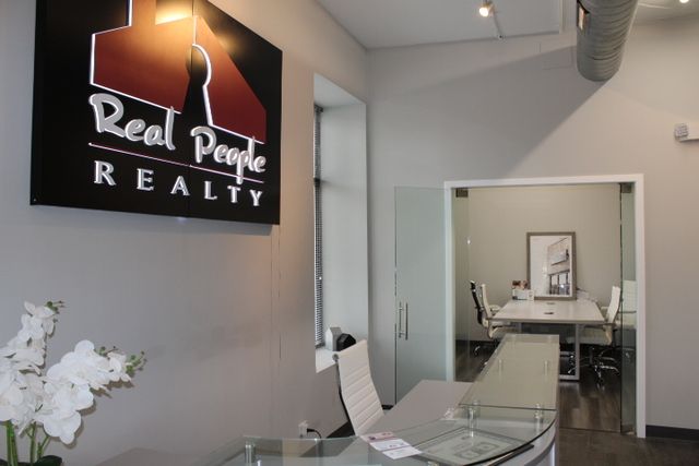 146 Harrison Street, Oak Park, IL 60304