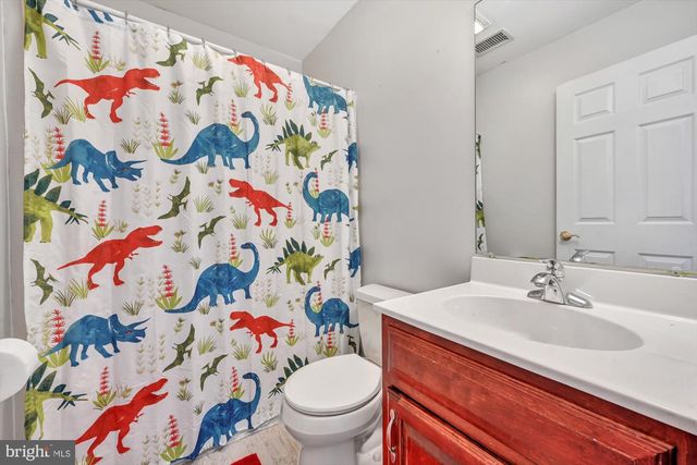 6 JACKSON RD, Pottsville, PA 17901