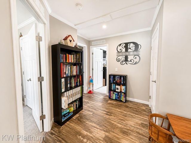 50136 Wedgewood Court N, Shelby Charter Township, MI 48315