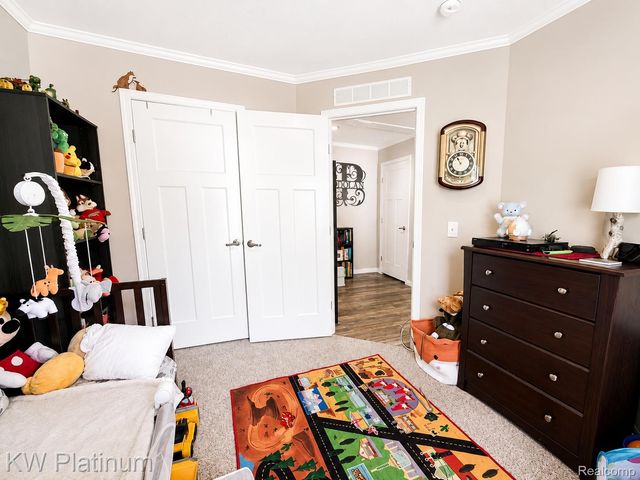 50136 Wedgewood Court N, Shelby Charter Township, MI 48315