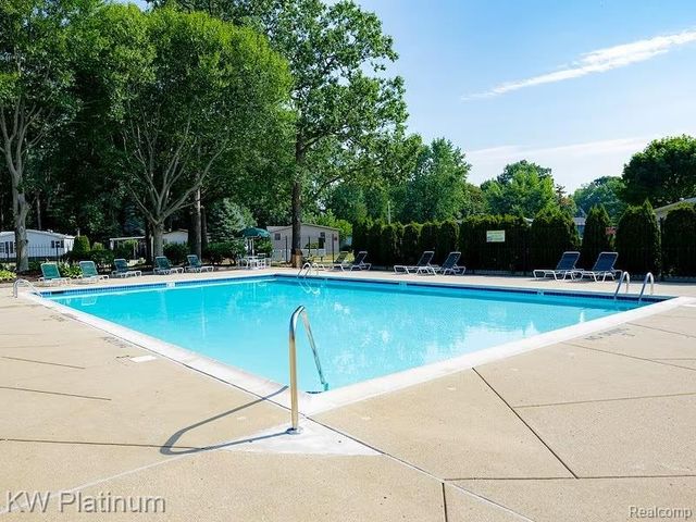 50136 Wedgewood Court N, Shelby Charter Township, MI 48315