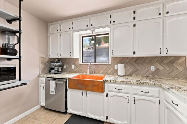 30691 Morgan Canyon Road, Prather, CA 93651