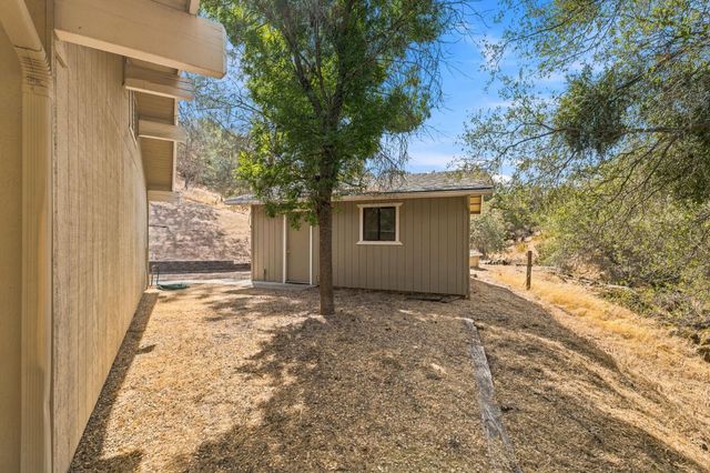 30691 Morgan Canyon Road, Prather, CA 93651