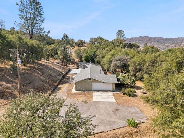 30691 Morgan Canyon Road, Prather, CA 93651