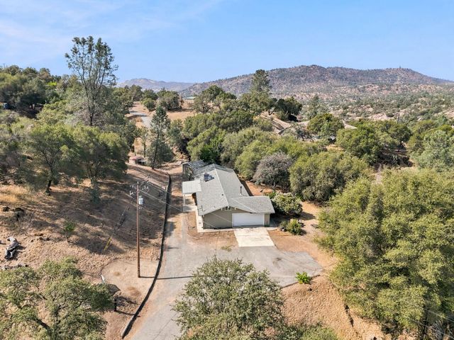 30691 Morgan Canyon Road, Prather, CA 93651