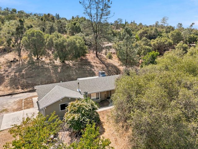 30691 Morgan Canyon Road, Prather, CA 93651