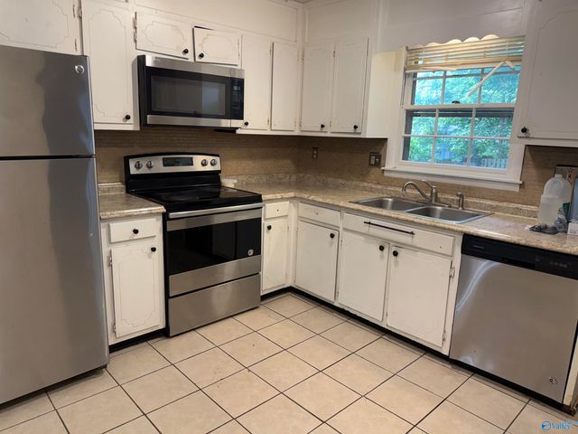 1008 Antietam Road, Huntsville, AL 35803