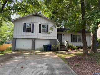 1008 Antietam Road, Huntsville, AL 35803