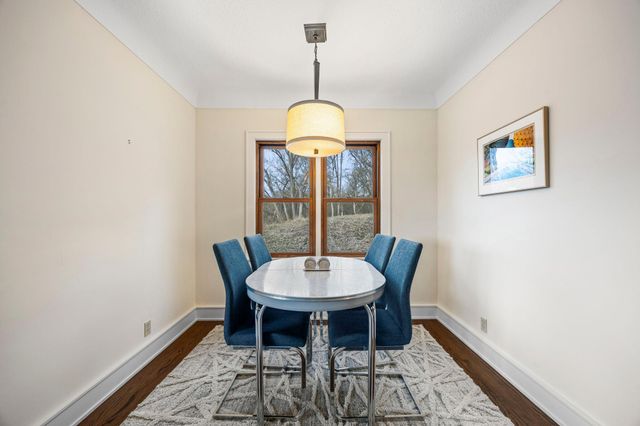 568 Frontenac Place, Saint Paul, MN 55104