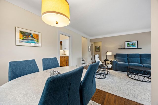 568 Frontenac Place, Saint Paul, MN 55104