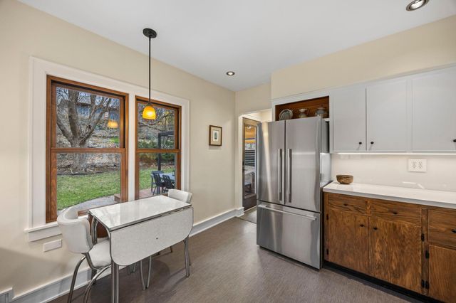 568 Frontenac Place, Saint Paul, MN 55104