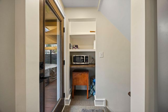 568 Frontenac Place, Saint Paul, MN 55104