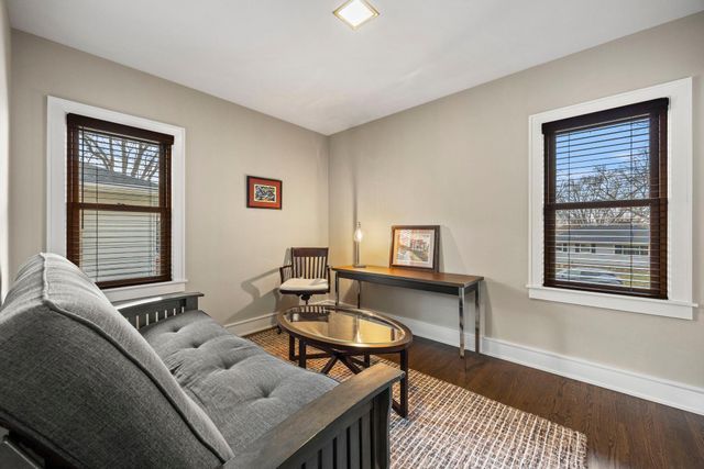 568 Frontenac Place, Saint Paul, MN 55104