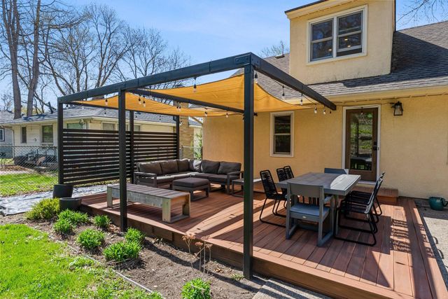 568 Frontenac Place, Saint Paul, MN 55104