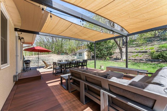 568 Frontenac Place, Saint Paul, MN 55104