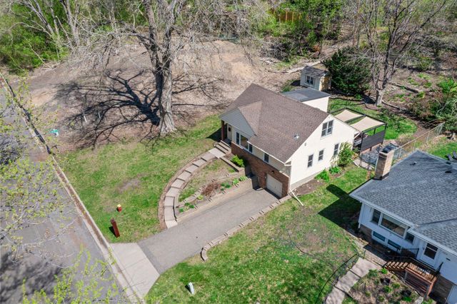 568 Frontenac Place, Saint Paul, MN 55104