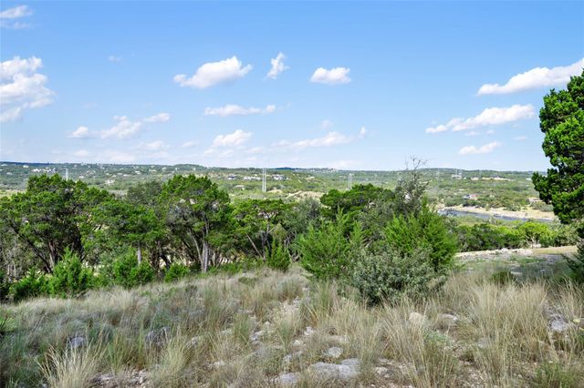 2804 Lakehurst RD, Spicewood, TX 78669