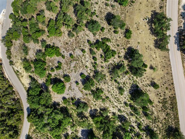 2804 Lakehurst RD, Spicewood, TX 78669