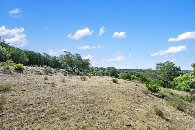 2804 Lakehurst RD, Spicewood, TX 78669