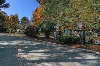 3 Timberwood Dr Unit 207, Goffstown, NH 03045