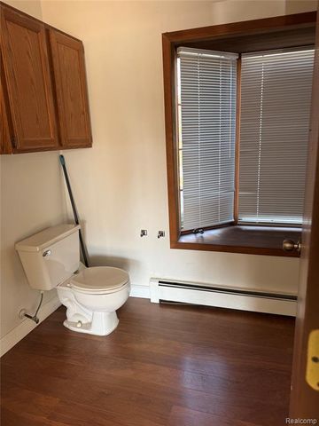 2346 London Bridge Drive, Rochester Hills, MI 48307