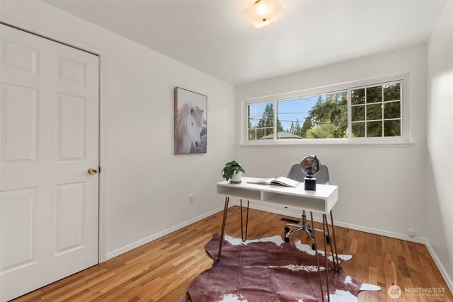 20310 5th Avenue NW, Shoreline, WA 98177