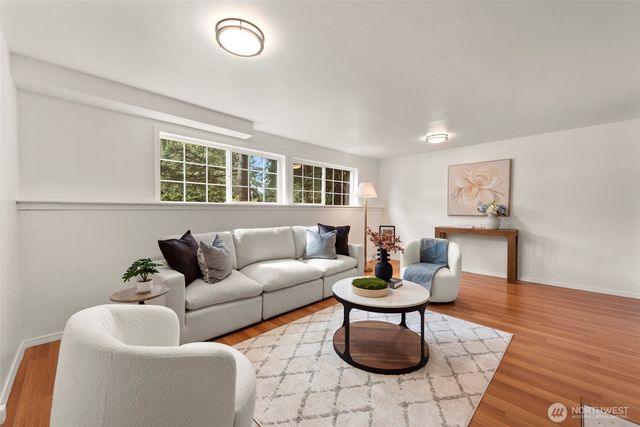 20310 5th Avenue NW, Shoreline, WA 98177