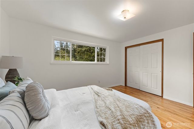 20310 5th Avenue NW, Shoreline, WA 98177