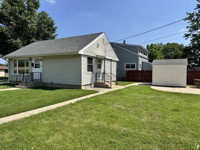 505 W Waterford AVENUE, Milwaukee, WI 53207