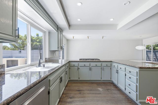 1314 Avenida De Cortez, Pacific Palisades, CA 90272