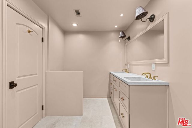 1314 Avenida De Cortez, Pacific Palisades, CA 90272