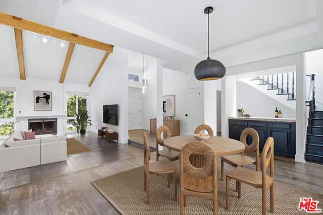 1314 Avenida De Cortez, Pacific Palisades, CA 90272