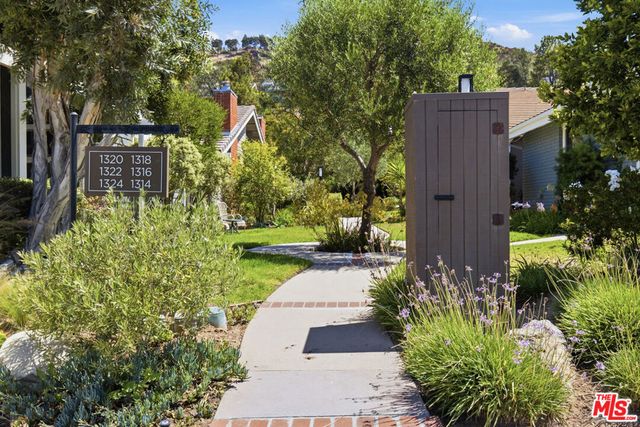 1314 Avenida De Cortez, Pacific Palisades, CA 90272