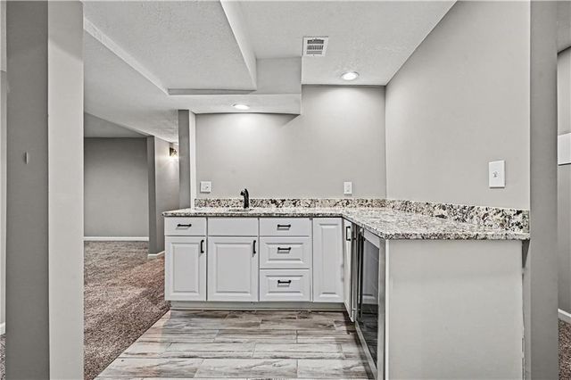 11203 Cedar Street, Leawood, KS 66211