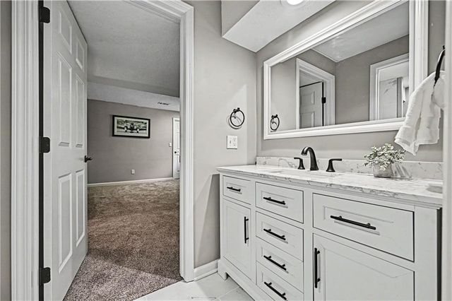 11203 Cedar Street, Leawood, KS 66211