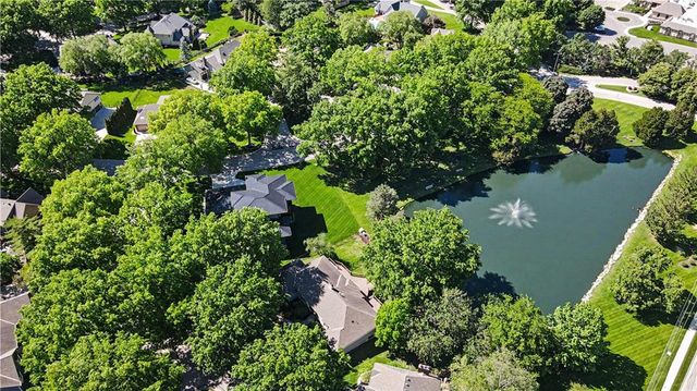 11203 Cedar Street, Leawood, KS 66211