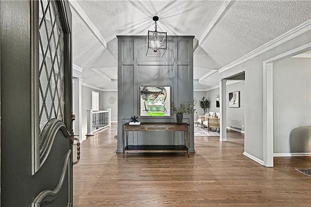 11203 Cedar Street, Leawood, KS 66211
