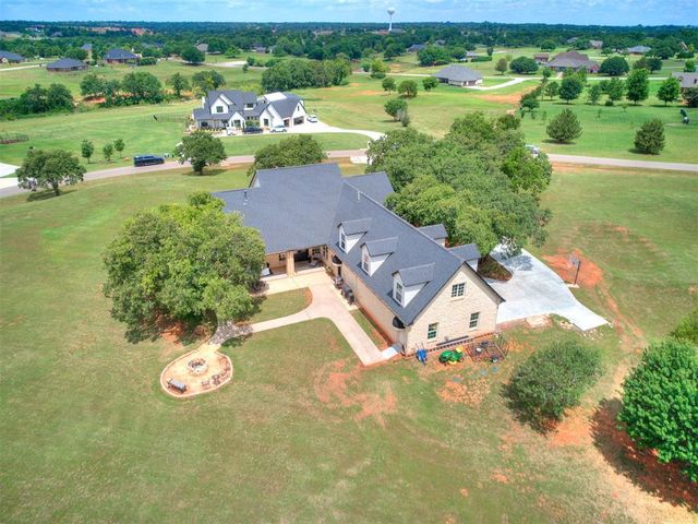 2358 W Lake Way Drive, Blanchard, OK 73010