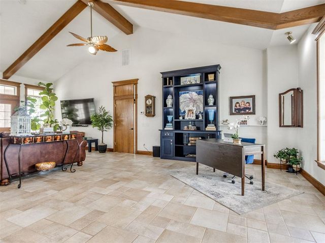 2358 W Lake Way Drive, Blanchard, OK 73010