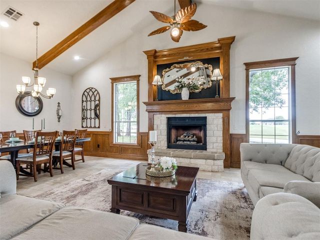 2358 W Lake Way Drive, Blanchard, OK 73010