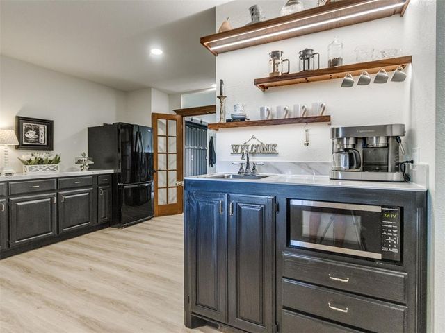 2358 W Lake Way Drive, Blanchard, OK 73010