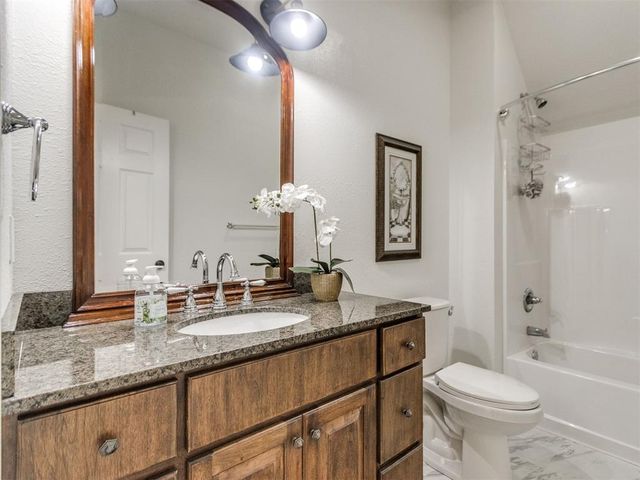 2358 W Lake Way Drive, Blanchard, OK 73010