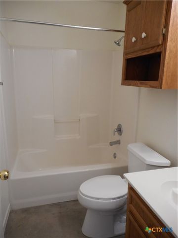 102 Gemini Court, Victoria, TX 77901