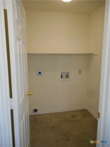 102 Gemini Court, Victoria, TX 77901