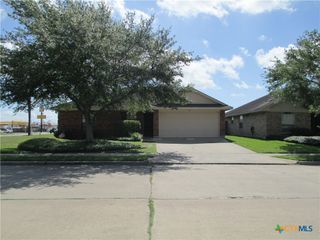 102 Gemini Court, Victoria, TX 77901