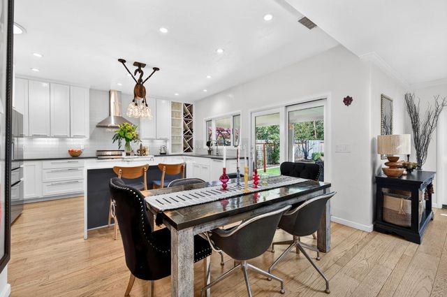 3852 El Ricon Way, Sacramento, CA 95864