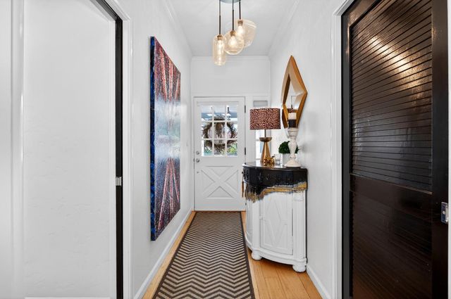 3852 El Ricon Way, Sacramento, CA 95864