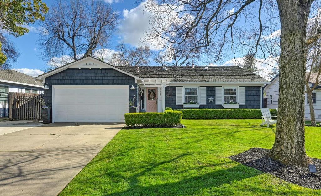 3852 El Ricon Way, Sacramento, CA 95864