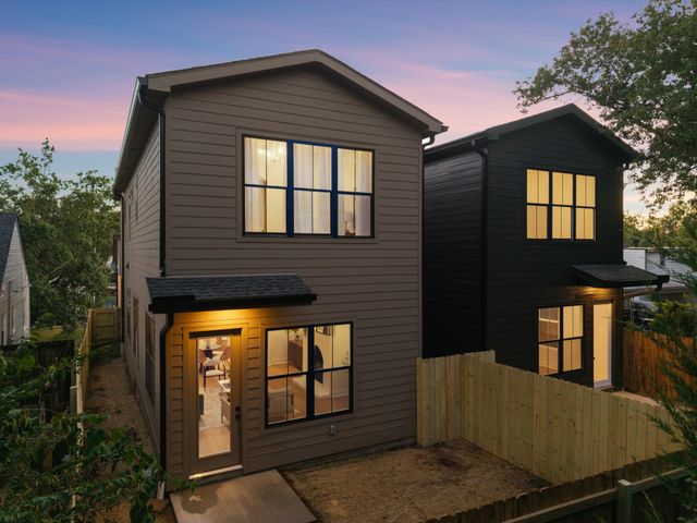 1015B Dozier Pl, Nashville, TN 37216